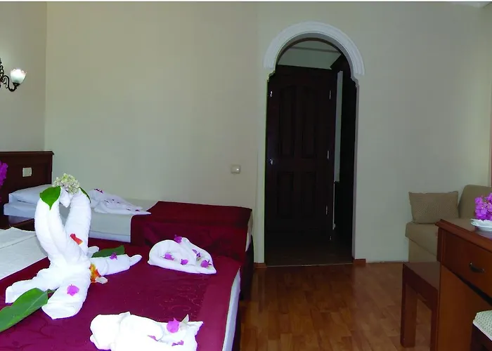 Отель Astoria 4*