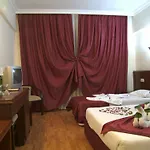 מלון Astoria